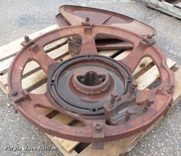 image for item HF9541 Farmall parts