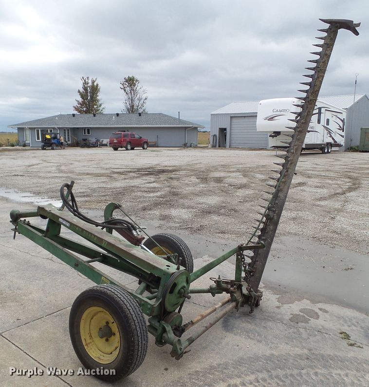 image for item HF9561 John Deere E037M sickle mower