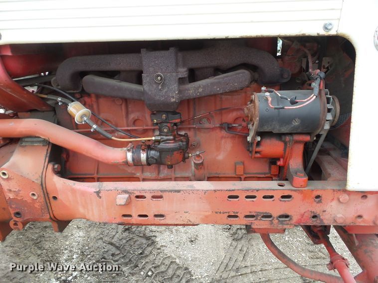 image for item HF9562 1959 Farmall 460  tractor