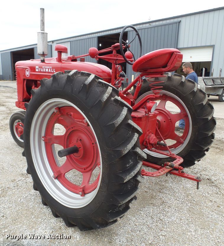 image for item HF9563 1952 Farmall M  tractor