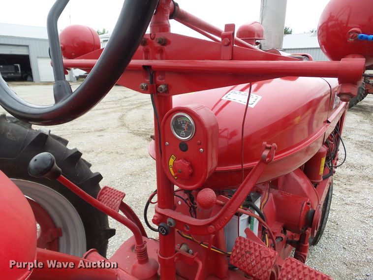 image for item HF9563 1952 Farmall M  tractor