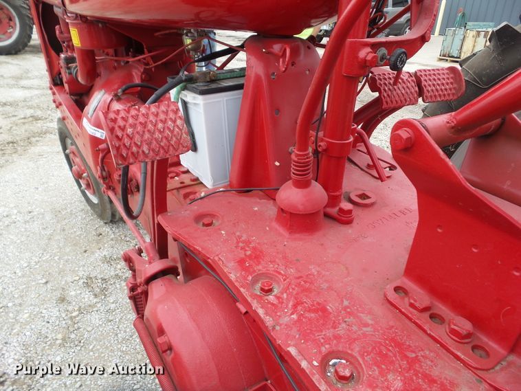 image for item HF9563 1952 Farmall M  tractor