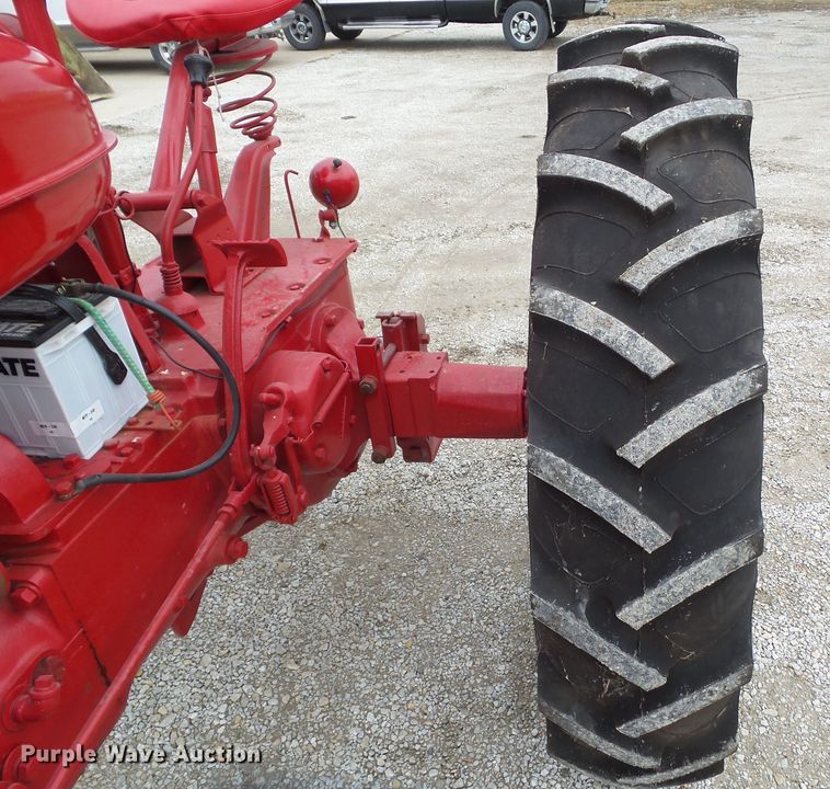 image for item HF9563 1952 Farmall M  tractor