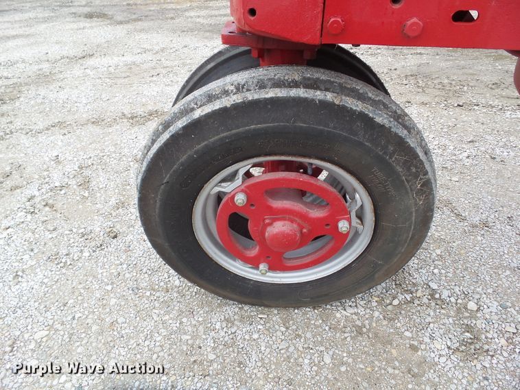 image for item HF9563 1952 Farmall M  tractor