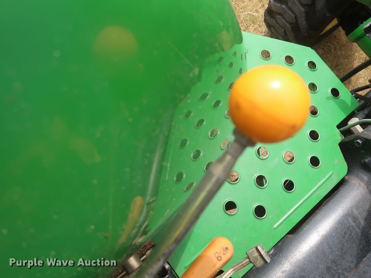 image for item HJ9327 2009 John Deere 4105  MFWD tractor