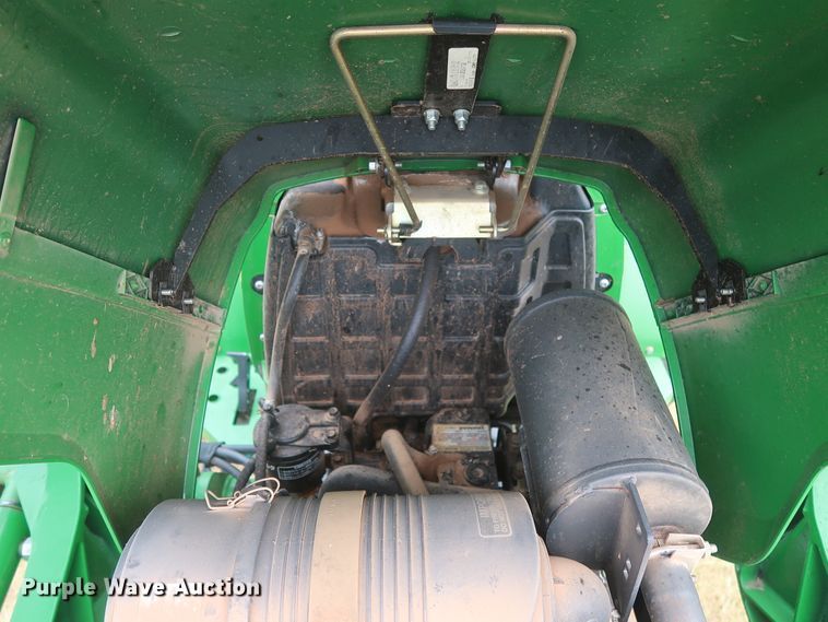 image for item HJ9327 2009 John Deere 4105  MFWD tractor