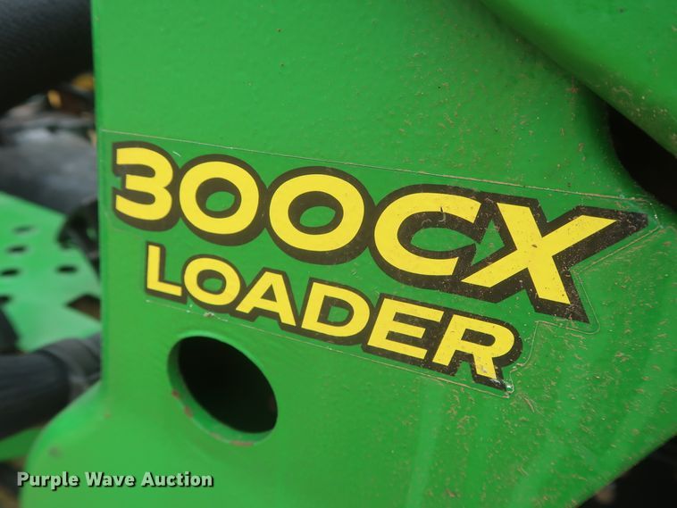 image for item HJ9327 2009 John Deere 4105  MFWD tractor