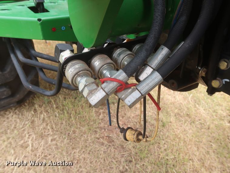 image for item HJ9327 2009 John Deere 4105  MFWD tractor