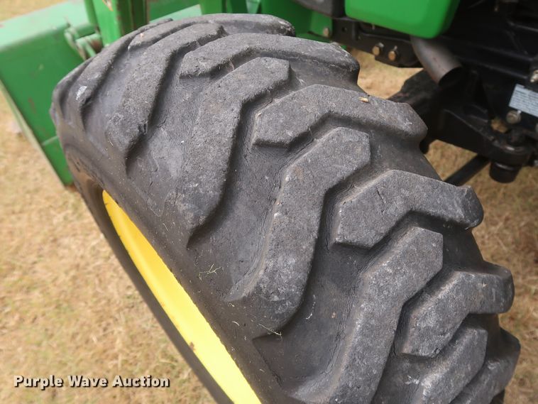 image for item HJ9327 2009 John Deere 4105  MFWD tractor