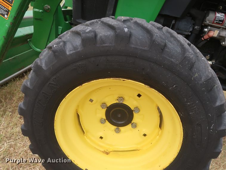 image for item HJ9327 2009 John Deere 4105  MFWD tractor