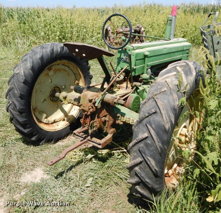 image for item HJ9545 John Deere  tractor