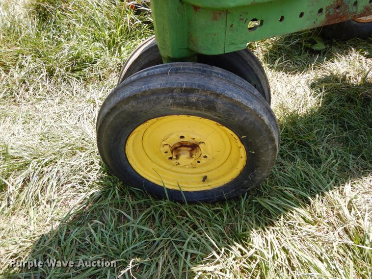 image for item HJ9545 John Deere  tractor