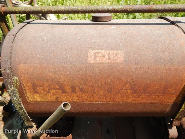 image for item HJ9546 Farmall F12  tractor