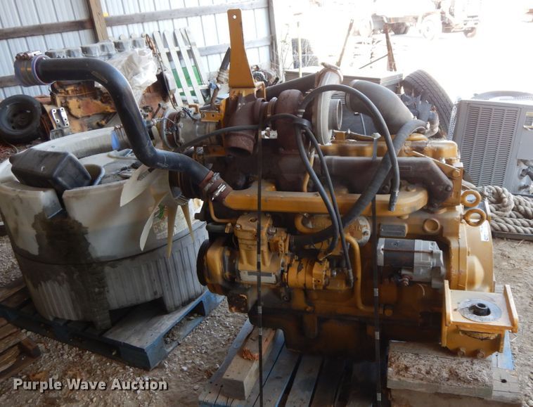 image for item HJ9551 John Deere six cylinder diesel engine