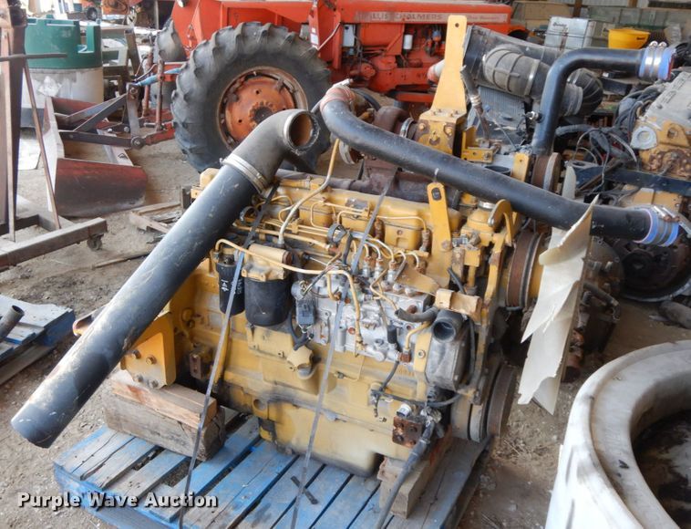 image for item HJ9551 John Deere six cylinder diesel engine