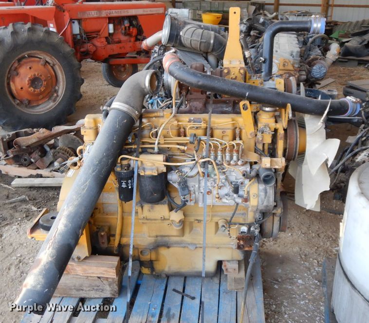 image for item HJ9551 John Deere six cylinder diesel engine