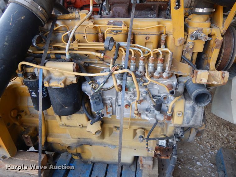 image for item HJ9551 John Deere six cylinder diesel engine