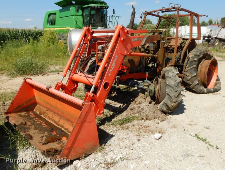 image for item HJ9562 Kubota M95S  tractor