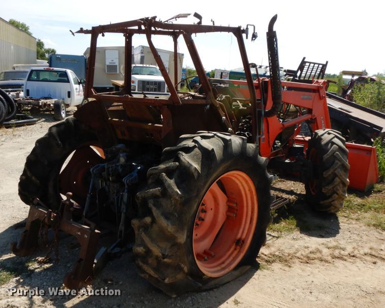 image for item HJ9562 Kubota M95S  tractor