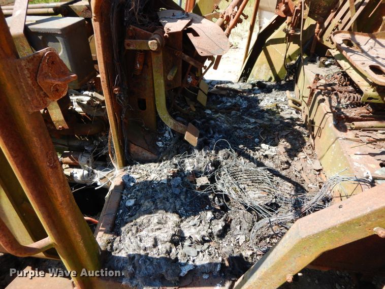 image for item HJ9562 Kubota M95S  tractor