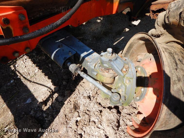 image for item HJ9562 Kubota M95S  tractor