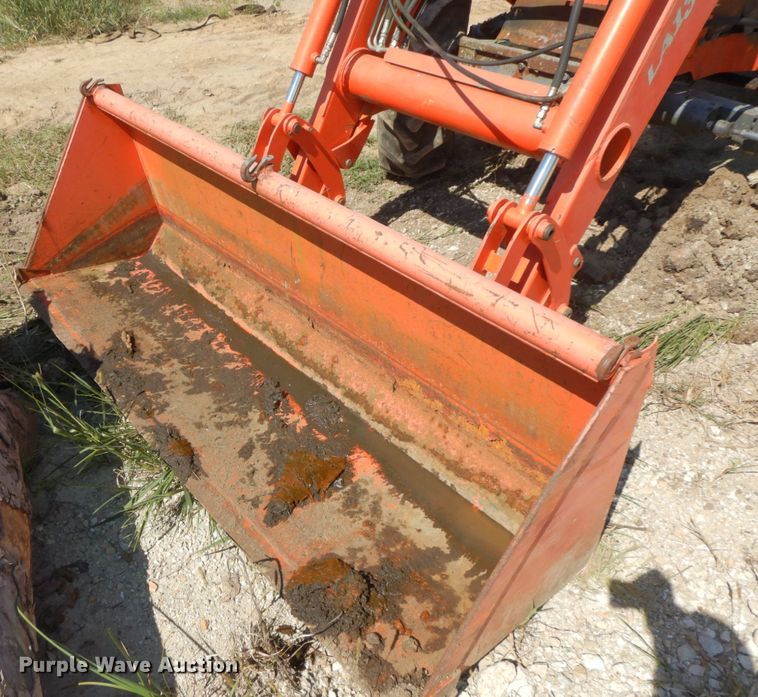 image for item HJ9562 Kubota M95S  tractor