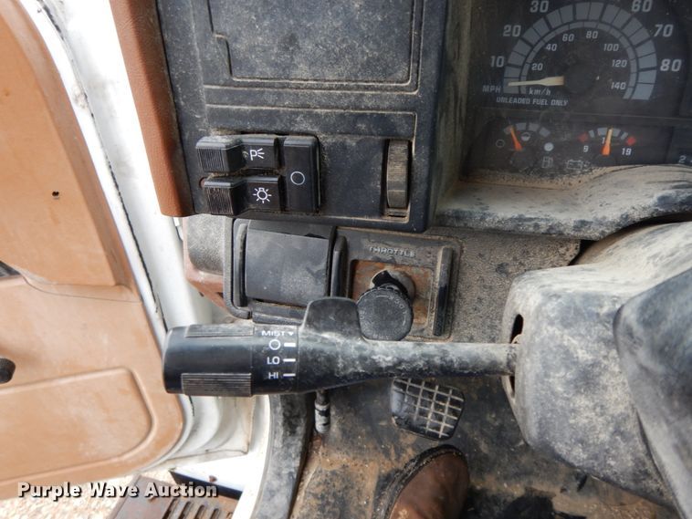 image for item HJ9630 1991 Chevrolet Kodiak C5500  flatbed truck