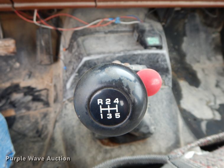 image for item HJ9630 1991 Chevrolet Kodiak C5500  flatbed truck