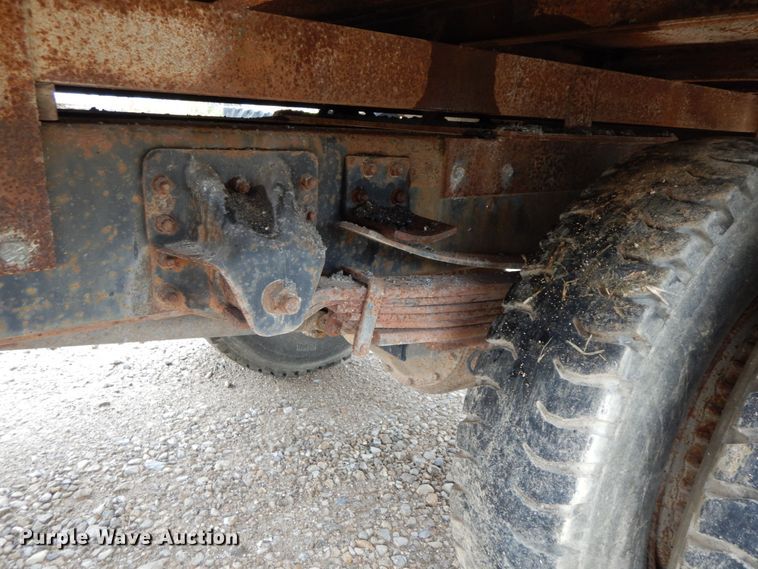 image for item HJ9630 1991 Chevrolet Kodiak C5500  flatbed truck