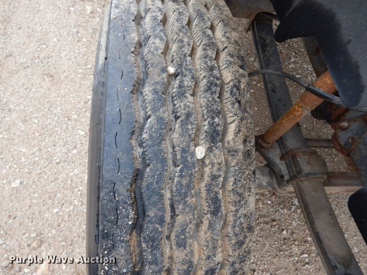 image for item HJ9630 1991 Chevrolet Kodiak C5500  flatbed truck