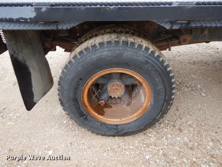 image for item HJ9630 1991 Chevrolet Kodiak C5500  flatbed truck