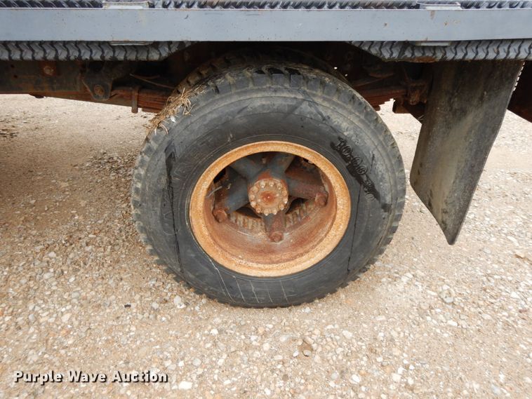 image for item HJ9630 1991 Chevrolet Kodiak C5500  flatbed truck