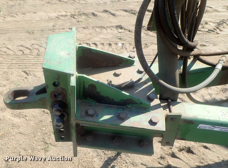 image for item HK9967 John Deere 985 field cultivator
