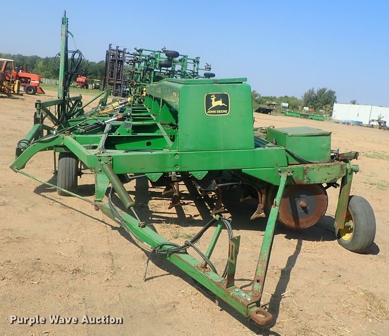 image for item HK9968 John Deere 9400 grain drill