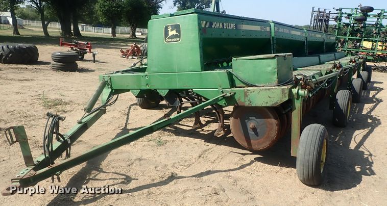 image for item HK9968 John Deere 9400 grain drill
