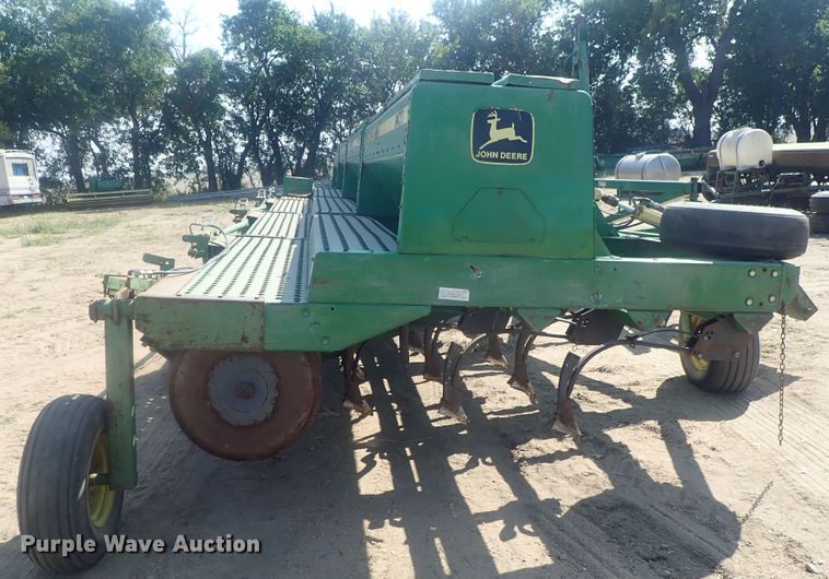 image for item HK9968 John Deere 9400 grain drill