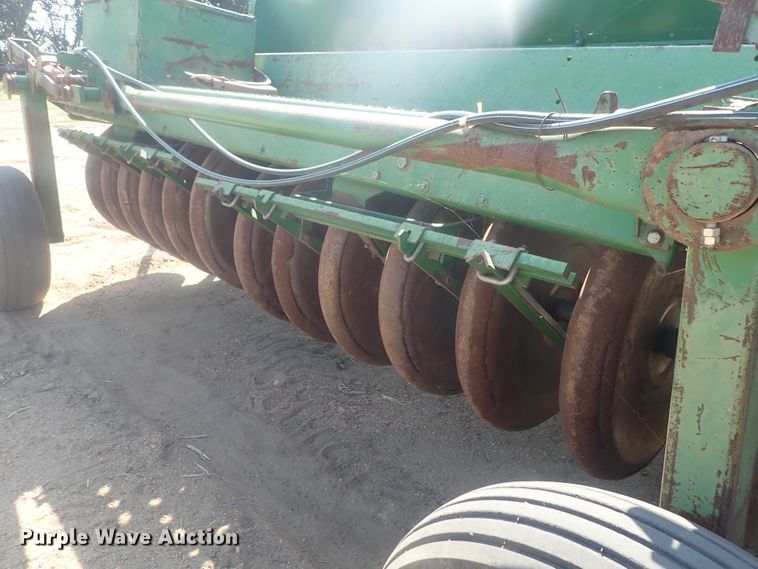 image for item HK9968 John Deere 9400 grain drill