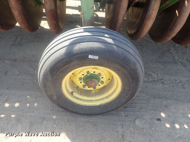 image for item HK9968 John Deere 9400 grain drill