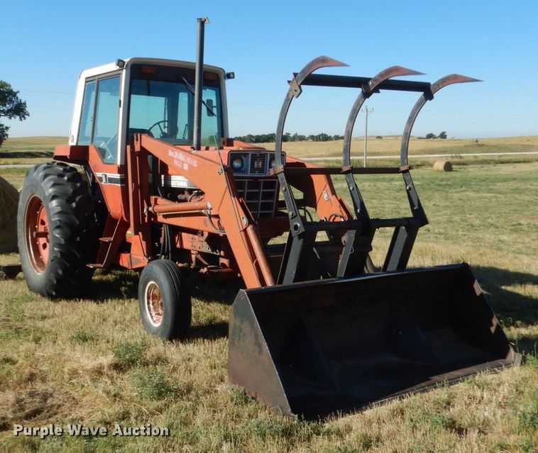 image for item HP9769 International Hydro 186  tractor