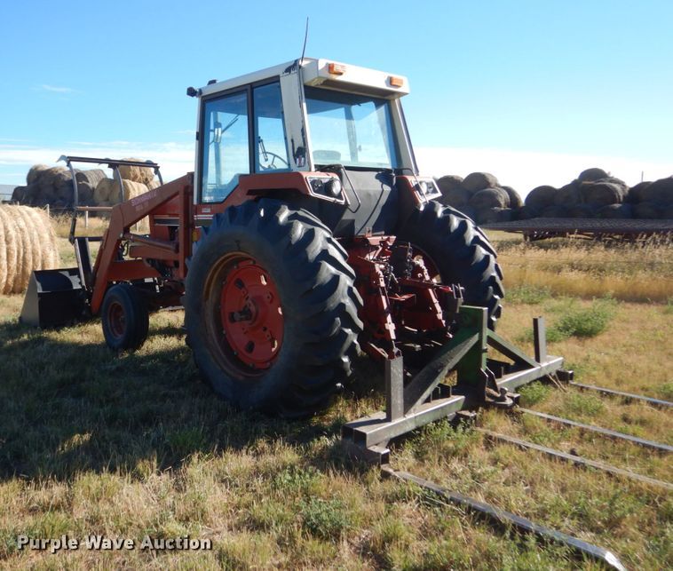 image for item HP9769 International Hydro 186  tractor