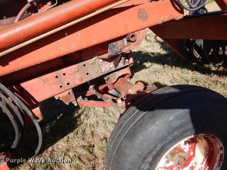 image for item HP9769 International Hydro 186  tractor