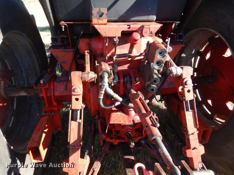 image for item HP9769 International Hydro 186  tractor