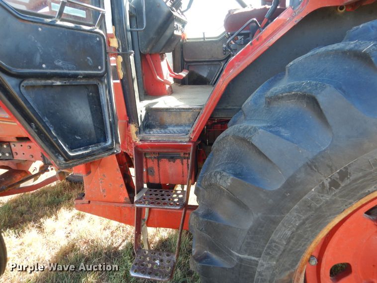 image for item HP9769 International Hydro 186  tractor