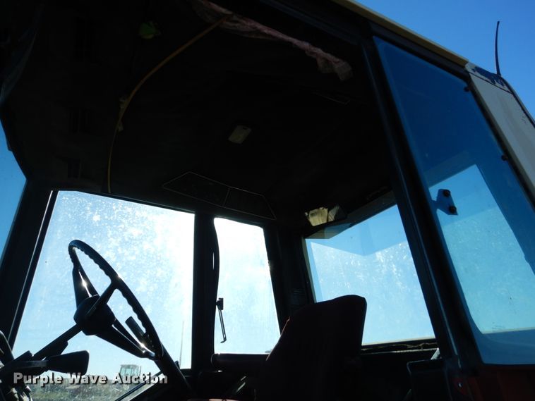 image for item HP9769 International Hydro 186  tractor