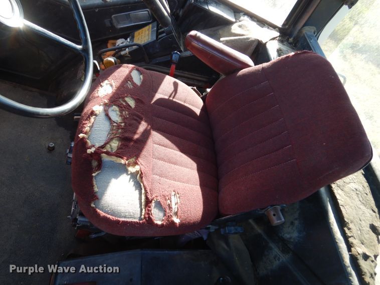 image for item HP9769 International Hydro 186  tractor