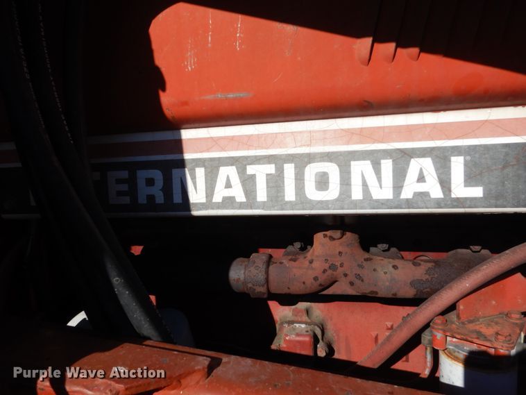 image for item HP9769 International Hydro 186  tractor