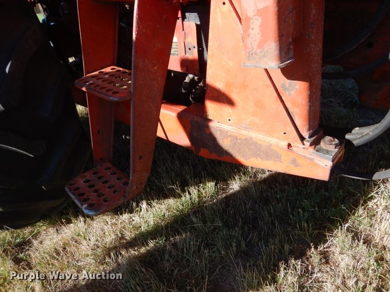 image for item HP9769 International Hydro 186  tractor