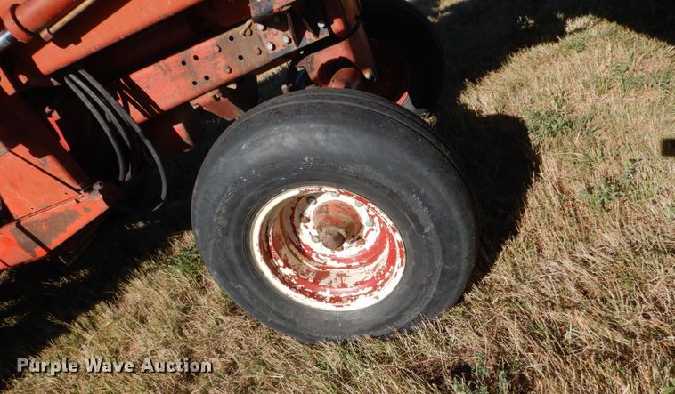 image for item HP9769 International Hydro 186  tractor