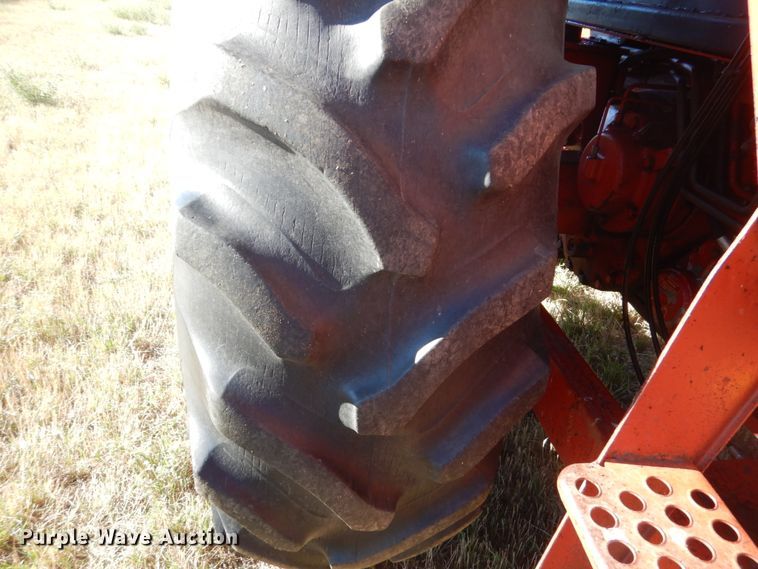 image for item HP9769 International Hydro 186  tractor