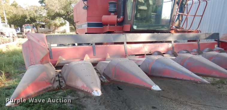 image for item HV9774 Case corn head